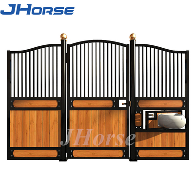 Ngựa cổ điển 14 chân Chuồng ngựa Mặt tiền Thiết bị chuồng ngựa mạ kẽm Ổn định có mái che