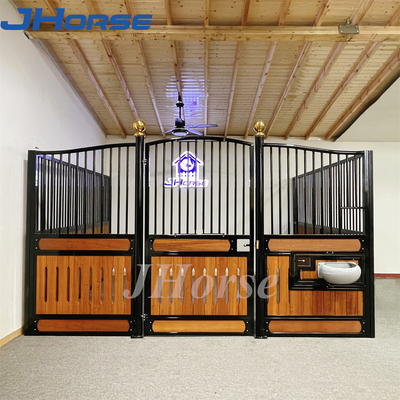 Mini Internal Equine Stables Bộ dụng cụ gian hàng Mặt tiền chuồng ngựa Thiết kế tùy chỉnh