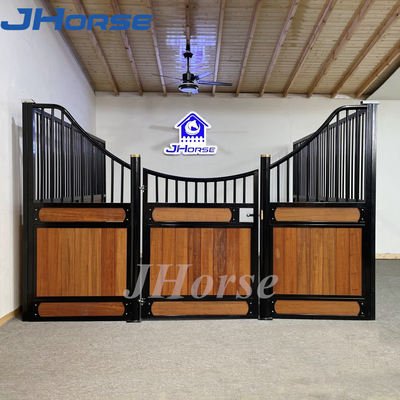 Gỗ Thông Tre Mạ Kẽm Sang Trọng Chuồng Ngựa Phong Cách Châu Âu 2.5m - 4.0m