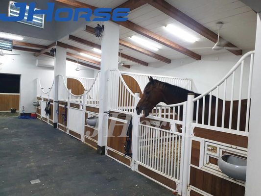 Mặt trận ổn định ngựa Q195 có khả năng chống chịu cao Chuồng ngựa châu Âu với ống thép