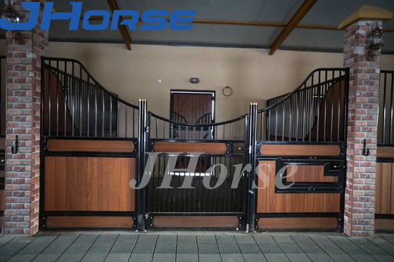 độ bền cao Mặt trận ổn định ngựa 3,5x2,2m Thiết bị ngựa phổ biến