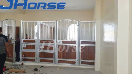 Chuồng ngựa di động bằng thép 12ft Chuồng ngựa Prefab Chống chịu thời tiết