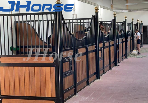 Mặt tiền chuồng ngựa 14 chân Khung tre mạ kẽm nhúng nóng bền