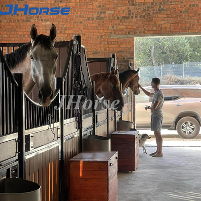 Tấm ốp chuồng ngựa sơn tĩnh điện tùy chỉnh cho cửa chuồng ngựa