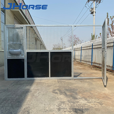 Hộp ngựa tạm thời được chế tạo sẵn với gỗ nhựa