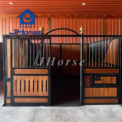 Tạo một môi trường an toàn thoải mái Mặt trước ngựa với gỗ tre hoặc gỗ thông