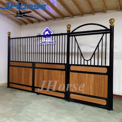 Chỗ ngựa chống thời tiết tùy chỉnh cho việc nuôi ngựa ngoài trời